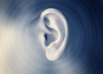 проблемы с ушами